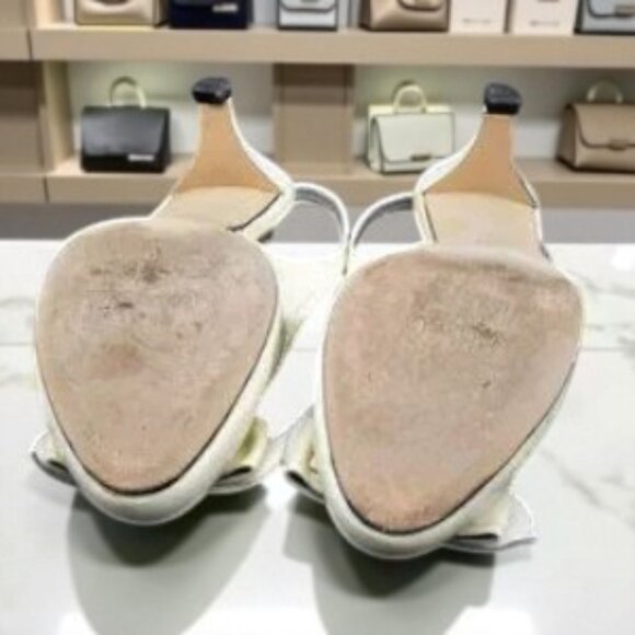 Vintage VANELli White Patent Leather Sling Back Pumps w/ Bow - Picture 6 of 6